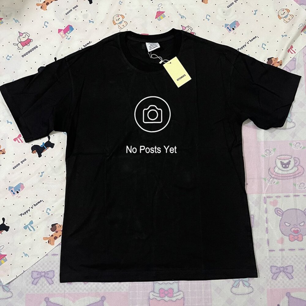 Vetements "No Posts Yet" Social Media Style Short-Sleeve T-Shirt In Black